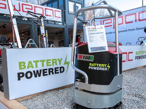 Zagęszczarka Swepac zasilana bateryjnie